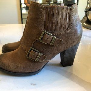 CLARKS ARTISAN WOMENS ALPINE ICY BROWN LEATHER ANKLE BOOTS